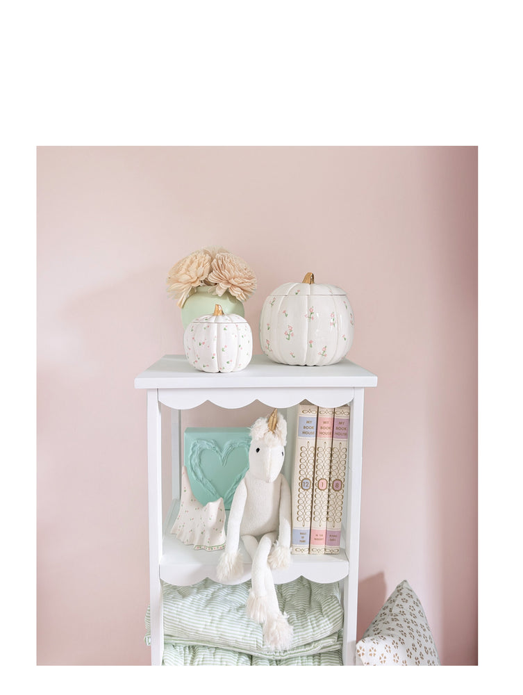 Vintage Floral Bedsheet Ghost- Cat