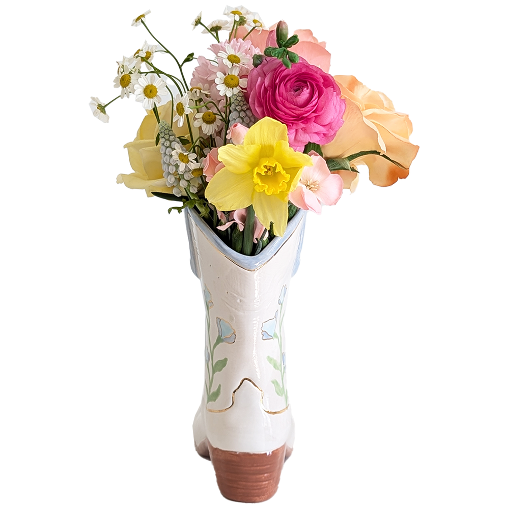 Bot Vase Cowgirl Boot Vase- Sweet Pea Buds – Lo Home