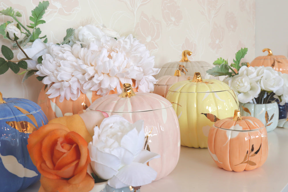 Layered Leaves Pumpkin Jars with 22K Gold Accents in Light Pink